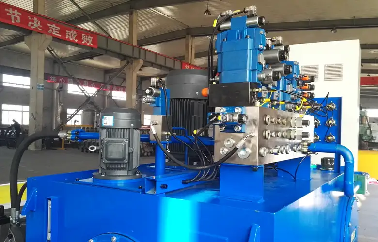 Hydraulic power unit for a vertical automatic pressure filter